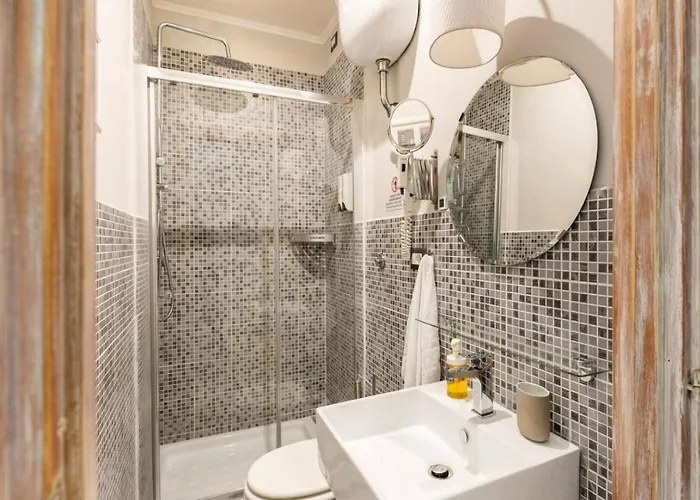 Domus Ferruccio 4*