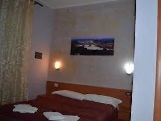 Domus Ferruccio 4* Roma