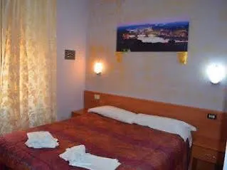 Domus Ferruccio Casa de hóspedes 4*